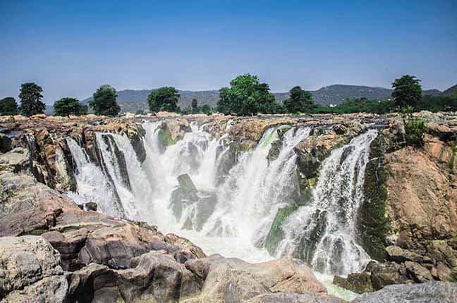 Hogenakkal Falls Tour: India's Niagara